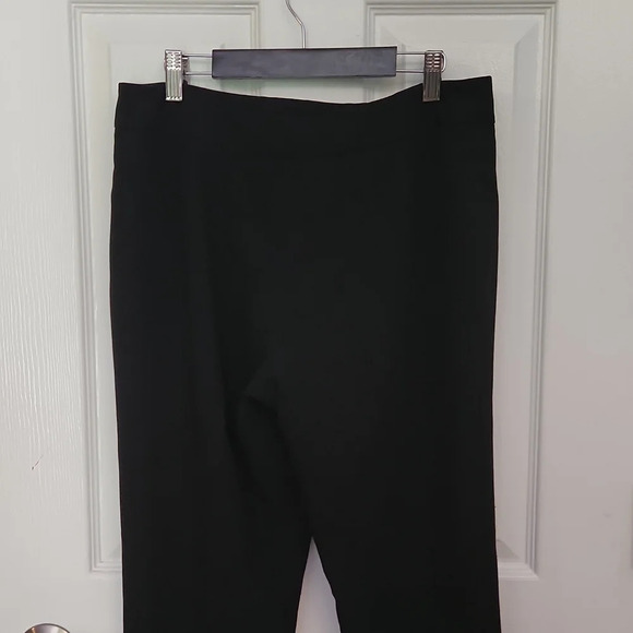 Signature by Larry Levine Women’s High-Rise Black Dress Pants - Picture 9 of 14